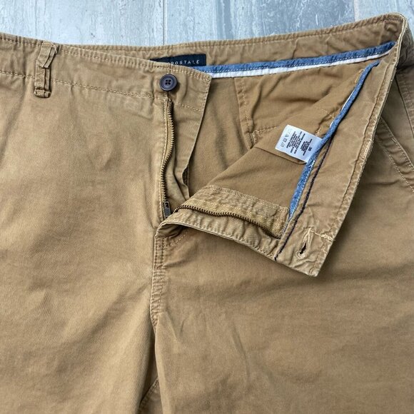 Aeropostale Flat-Front Chino Shorts Classic Fit Dark Khaki Size 38 - Picture 4 of 7
